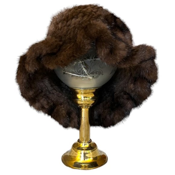 ❄️ GENUINE MINK FUR Knitted Cloche Hat - NWOT - Picture 2 of 4